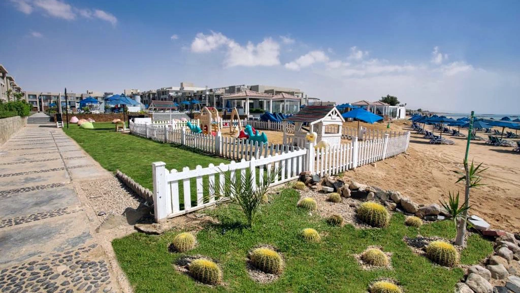 الفندق إيليت ريزيدنس تيوليب ريزورت - العين السخنة